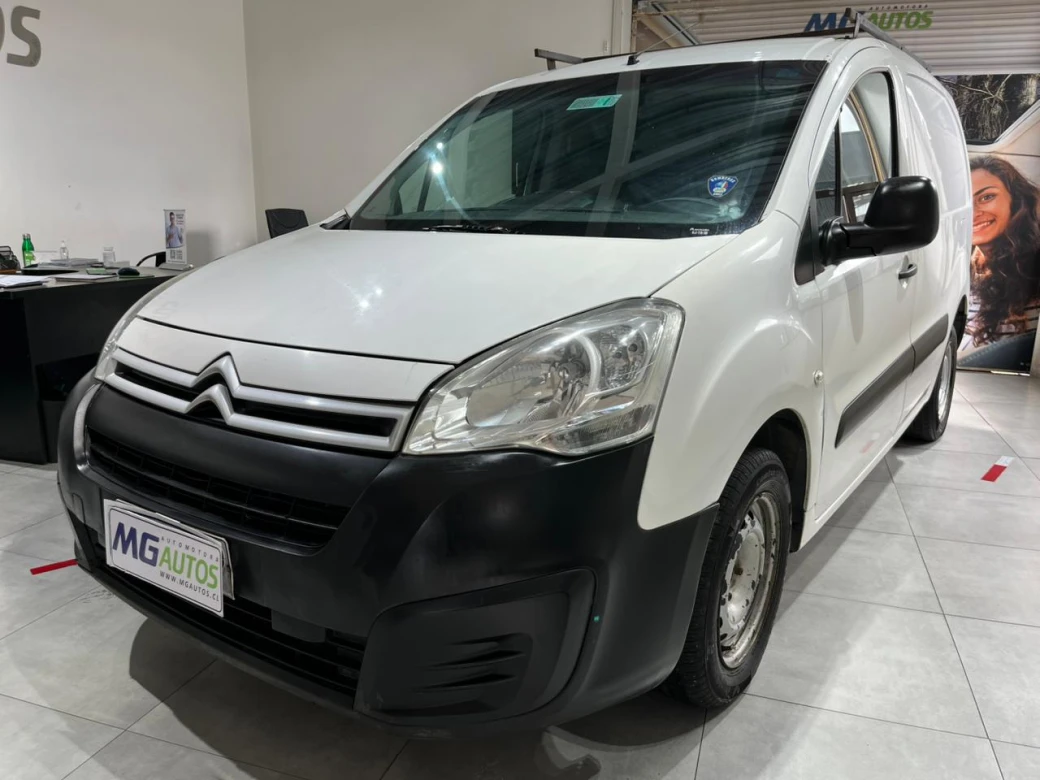 imagen 0 de vehiculo con id 2243
